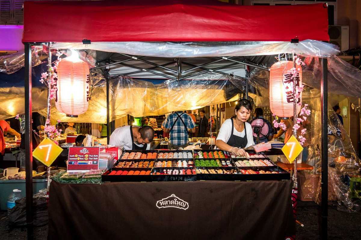 marktkraam Phuket Thailand | Groepsreis Thailand
